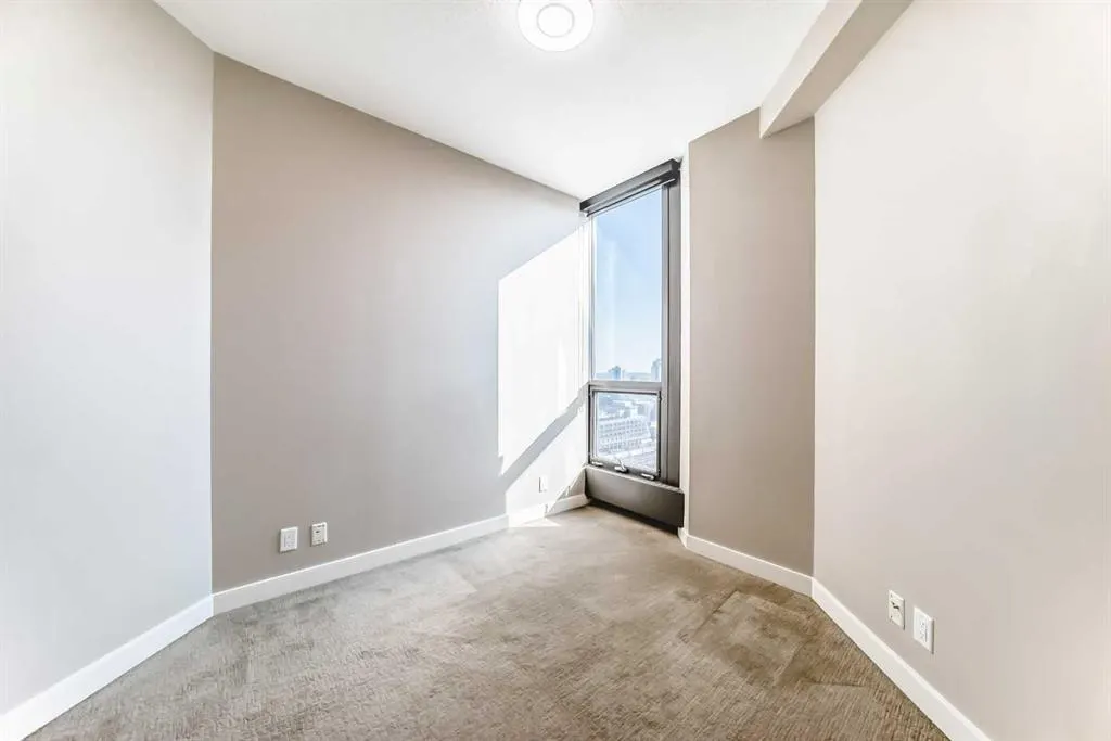 225 11 Avenue SE, #2304