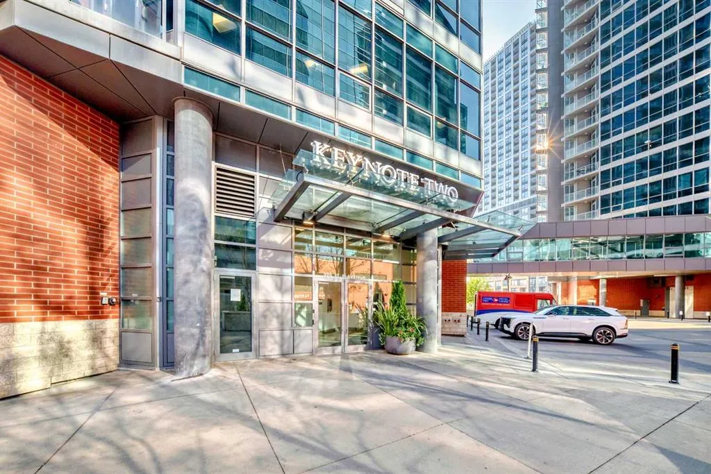 225 11 Avenue SE, #2304