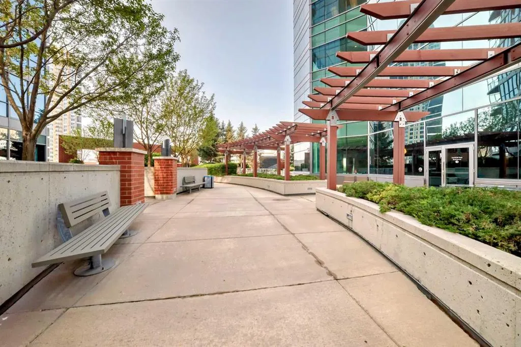 225 11 Avenue SE, #2304