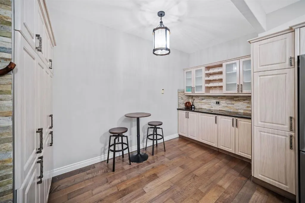 187 Gleneagles View