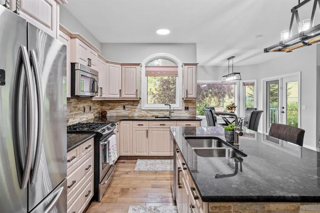 187 Gleneagles View