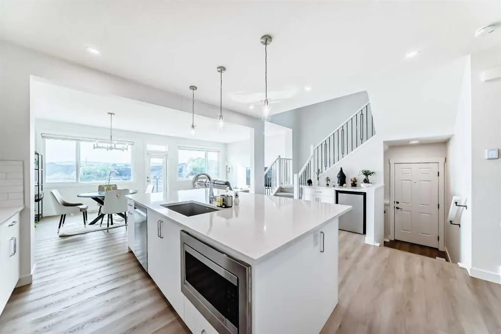 103 Creekstone Park SW