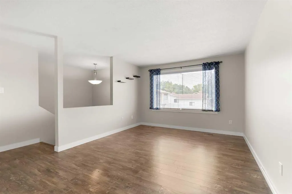 37 Link Court SW