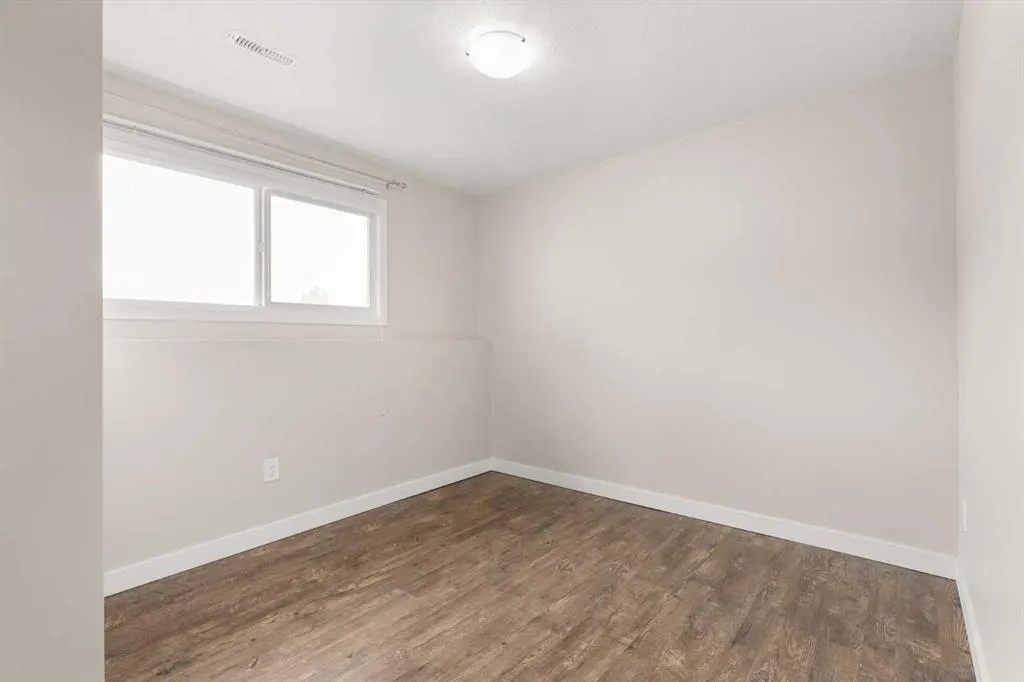 37 Link Court SW