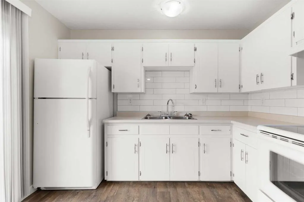 37 Link Court SW