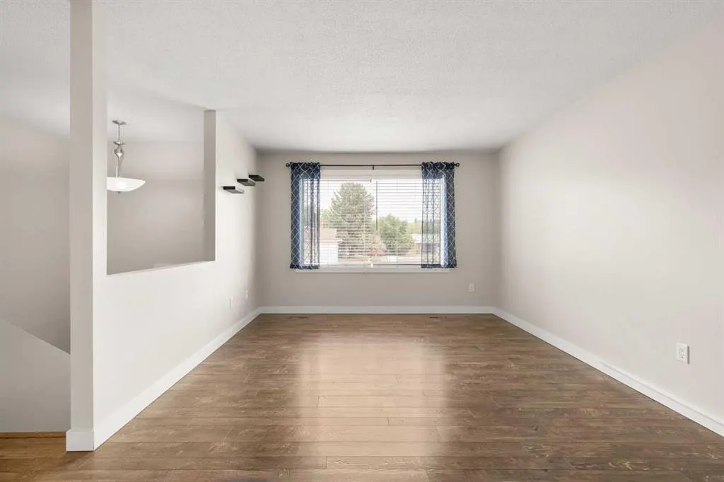 37 Link Court SW