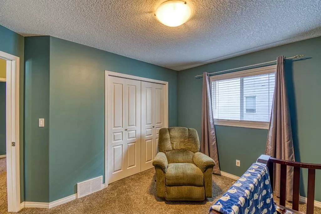 10942 O'Brien Lake Crescent