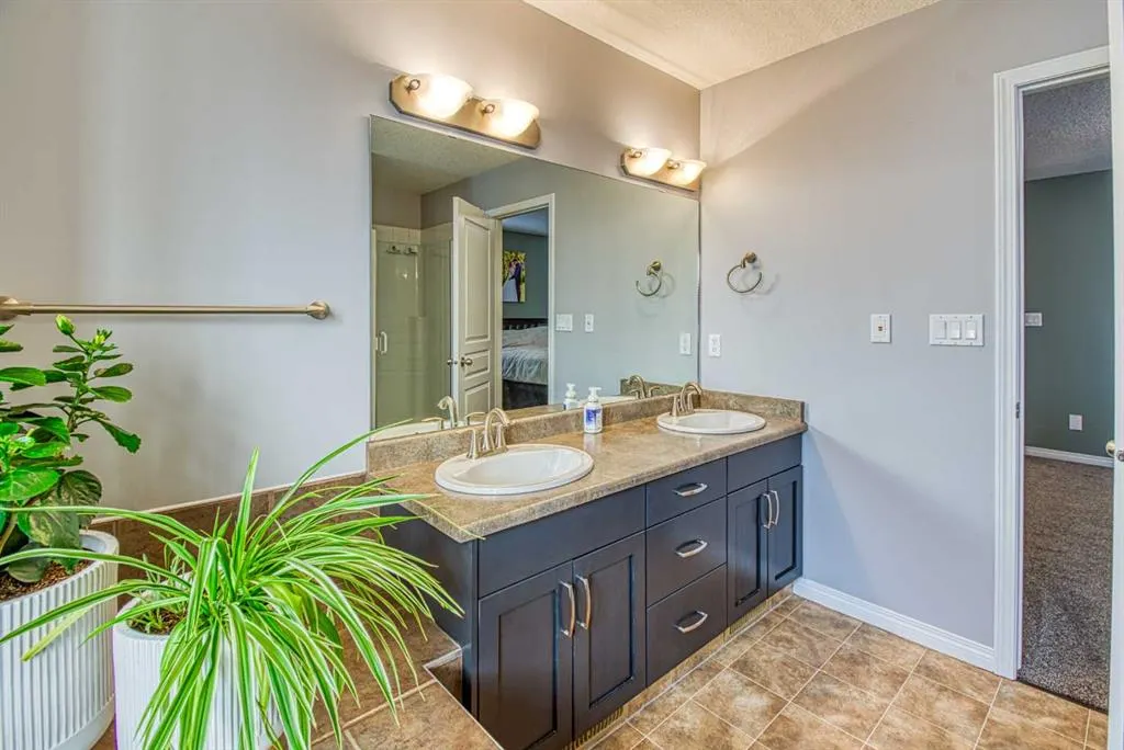 10942 O'Brien Lake Crescent