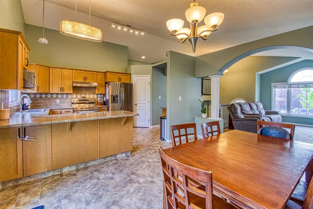 10942 O'Brien Lake Crescent