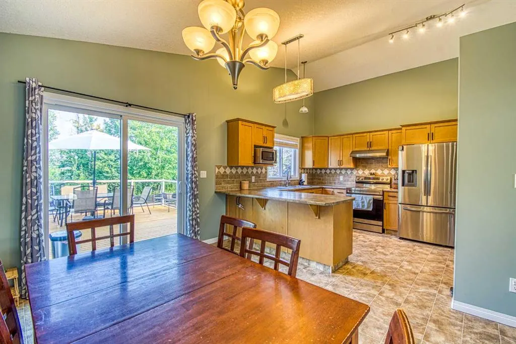 10942 O'Brien Lake Crescent