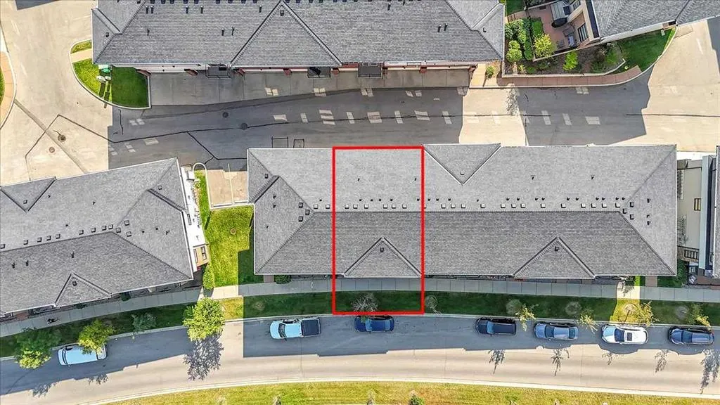 25 Aspen Hills Green SW
