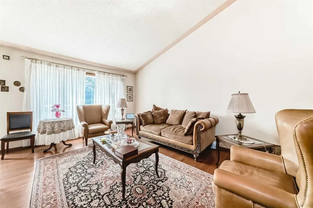 131 Varsity Estates Terrace NW