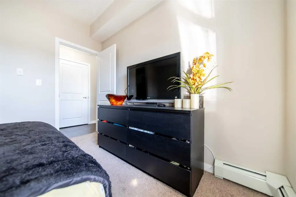 200 Cranfield Common SE, #112