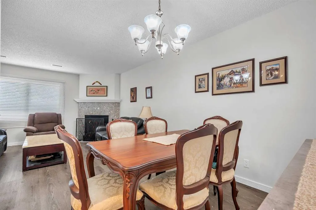 71 Cedar Springs Gardens SW