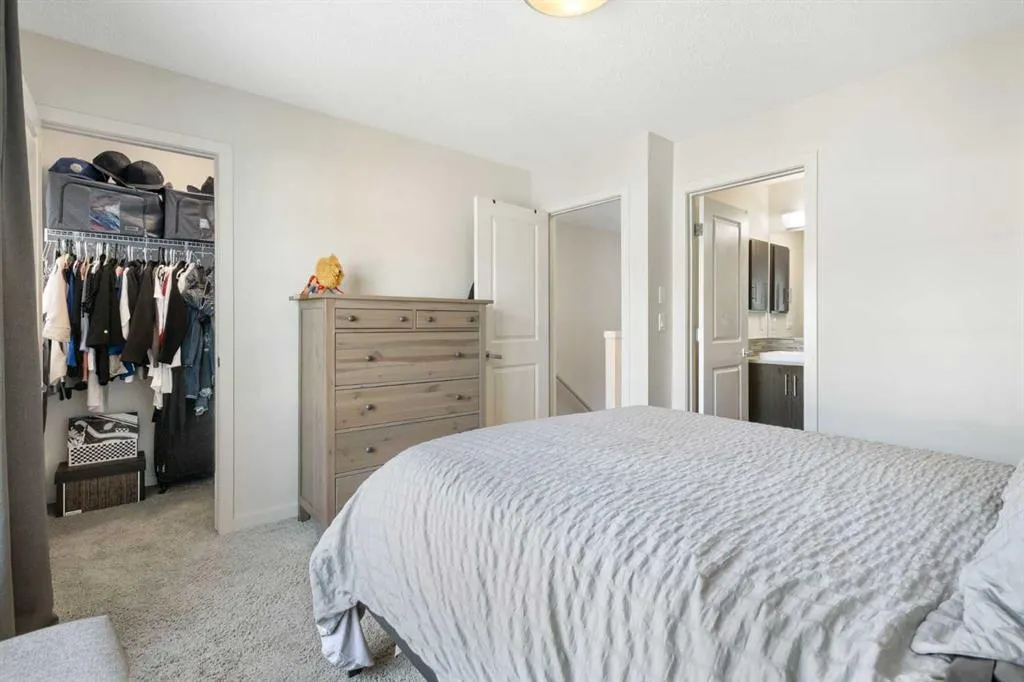 62 Walden Walk SE
