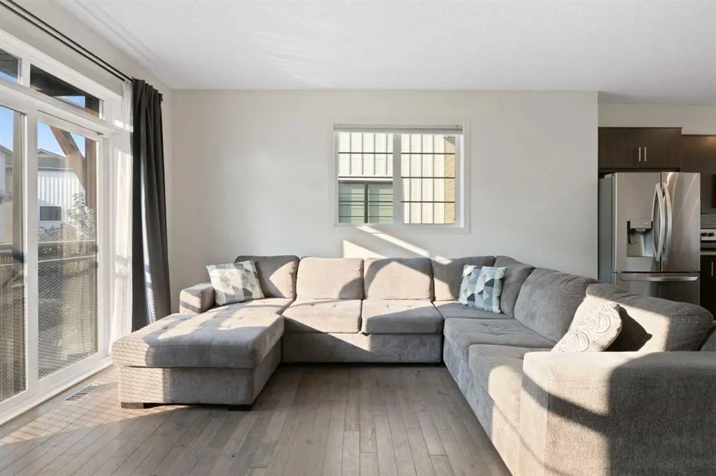 62 Walden Walk SE