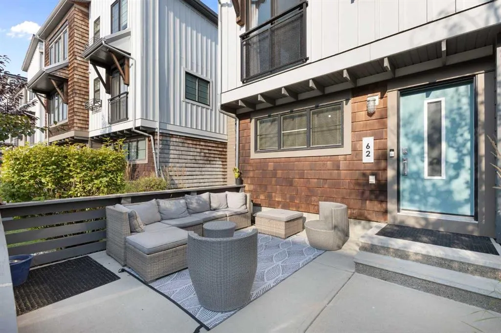 62 Walden Walk SE
