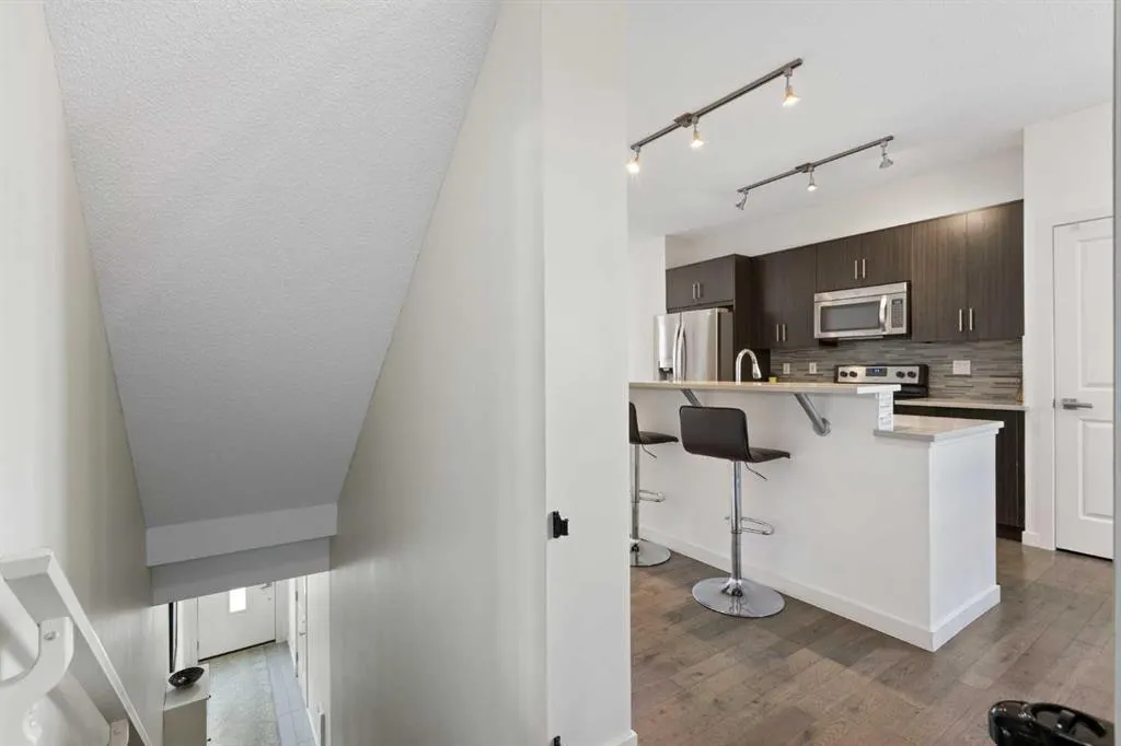62 Walden Walk SE