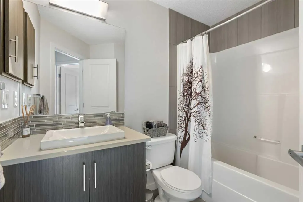 62 Walden Walk SE