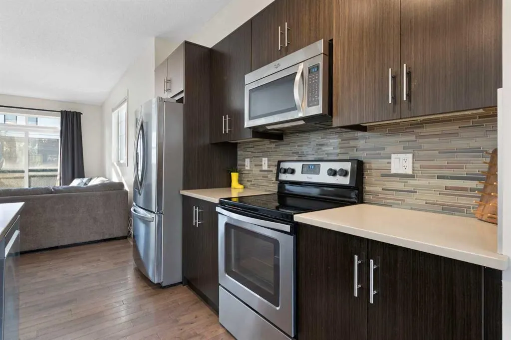 62 Walden Walk SE