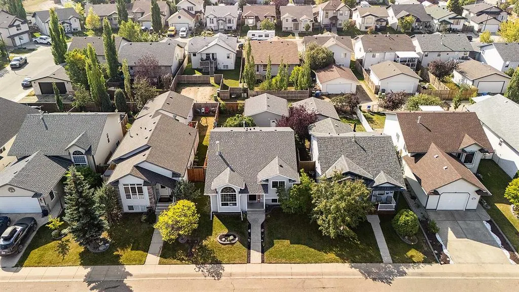 102 Dubois Crescent