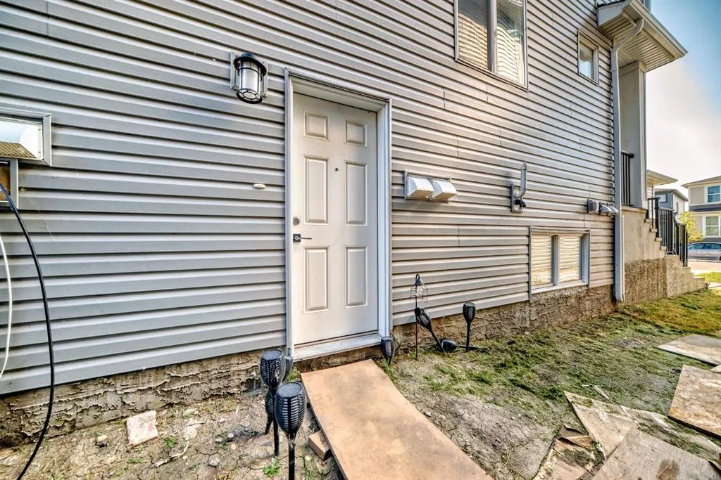 110 Corner Meadows Grove NE