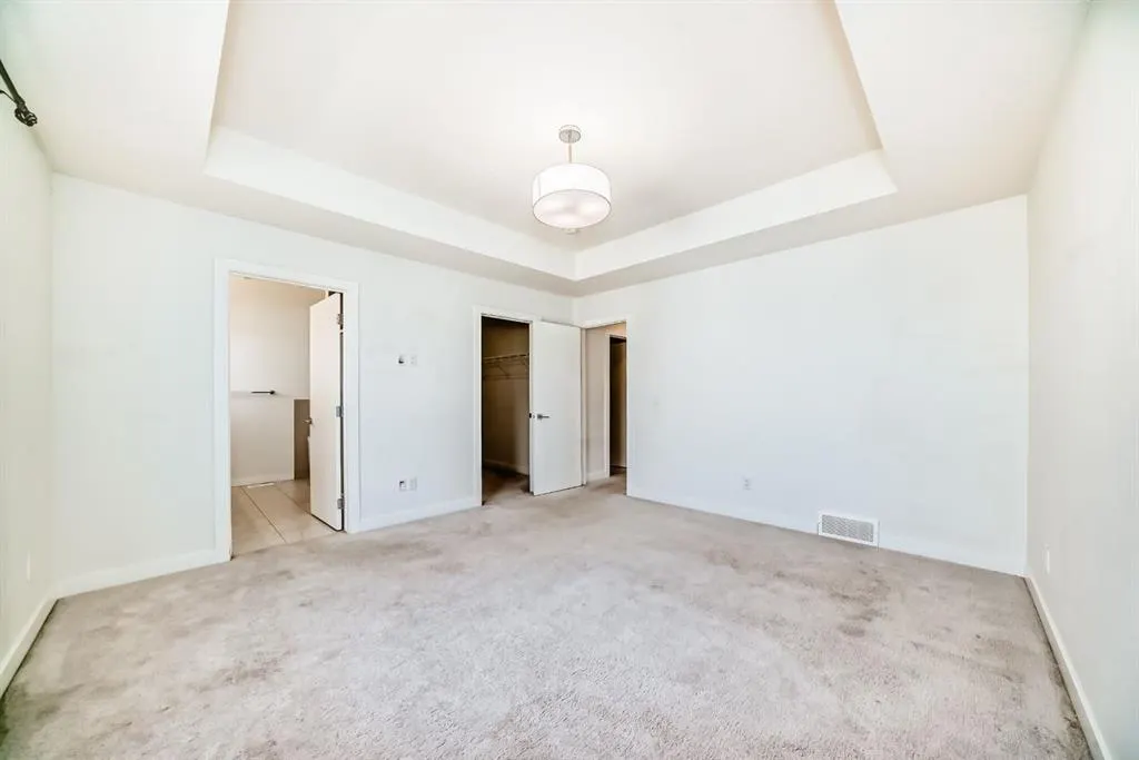 110 Corner Meadows Grove NE