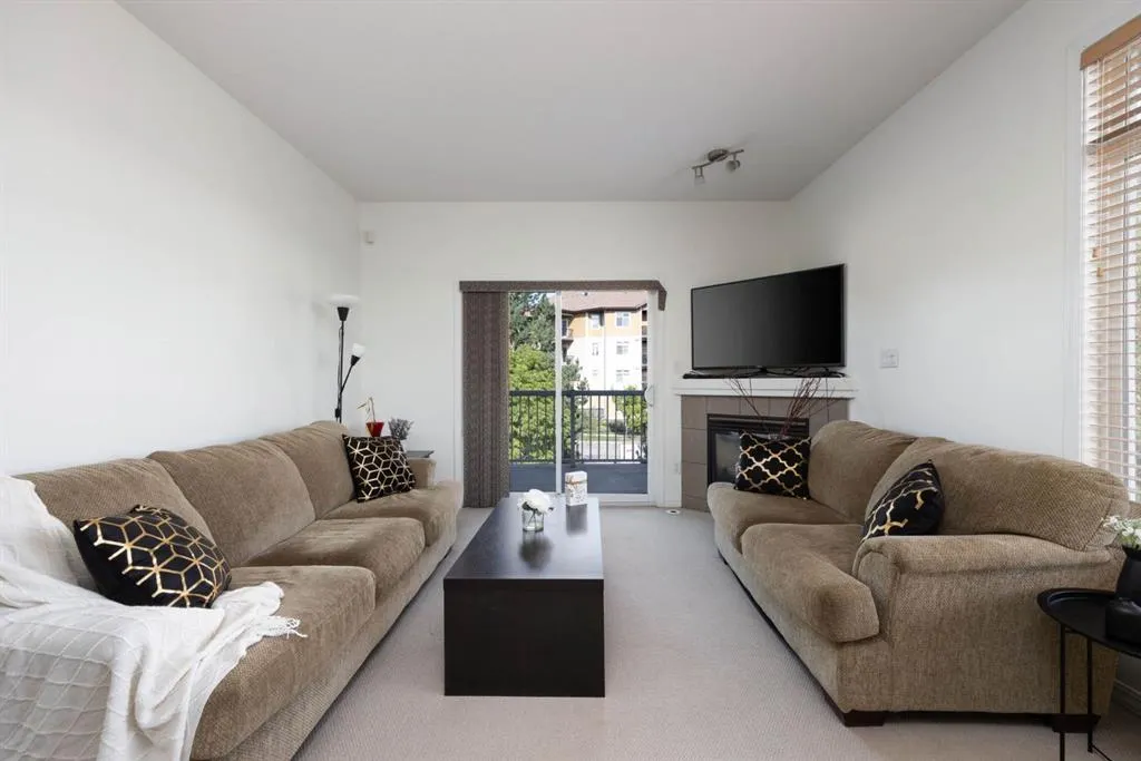 105 Fontaine Crescent, #105