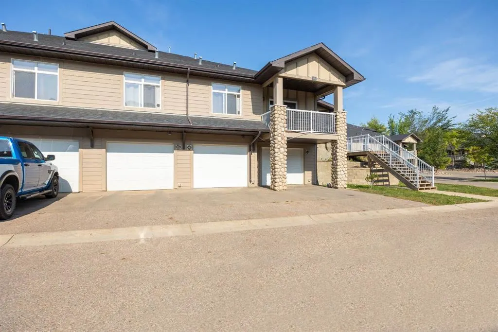 105 Fontaine Crescent, #105