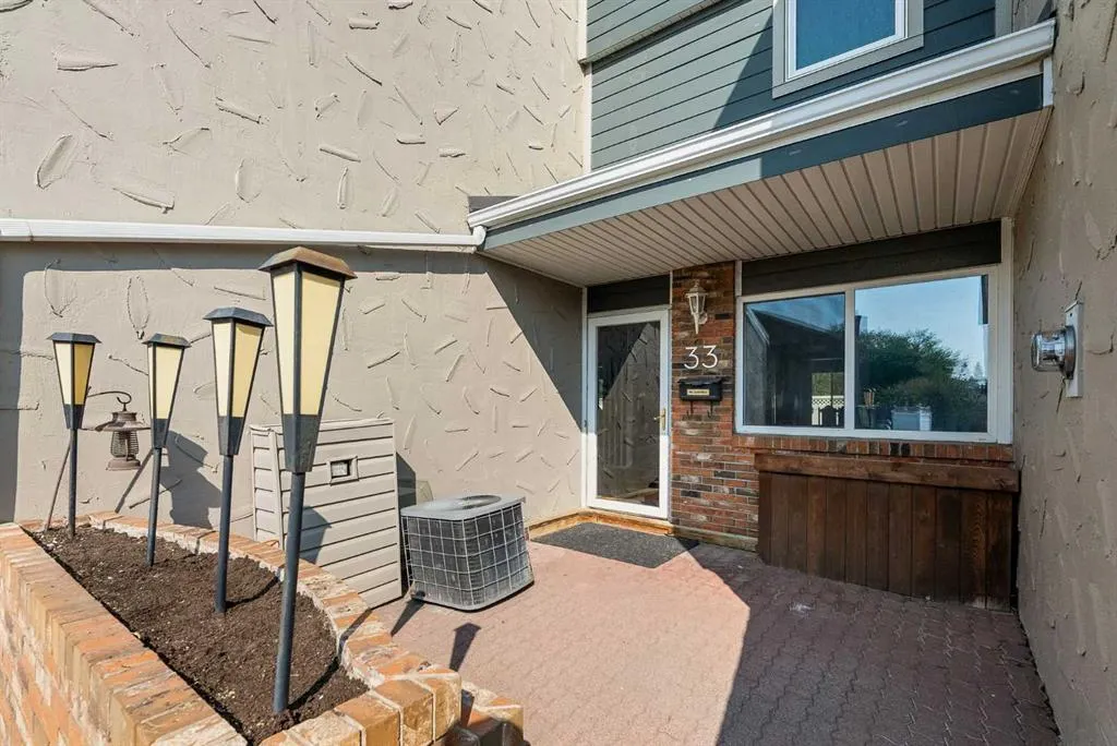 228 Theodore Place NW, #33