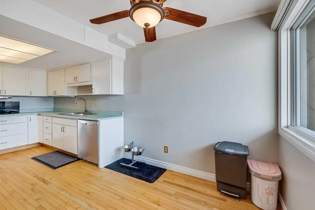 228 Theodore Place NW, #33