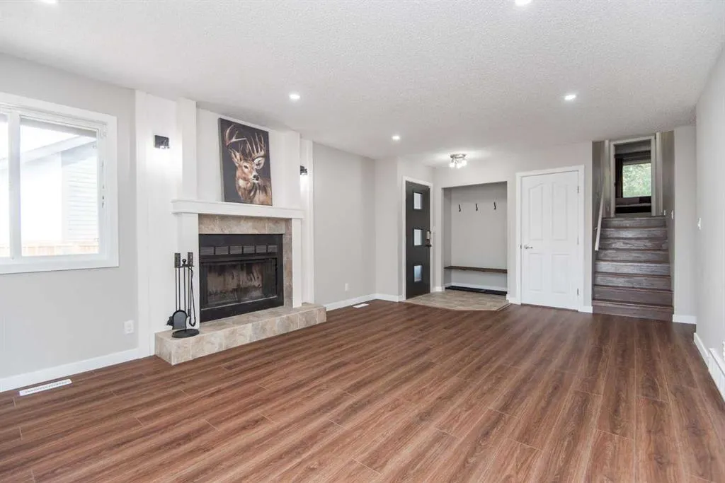 19 Glendale Boulevard