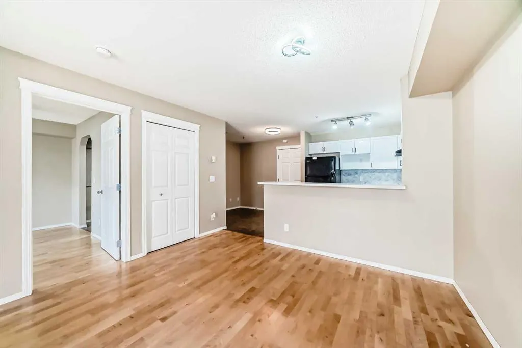 70 Panamount Drive NW, #8106