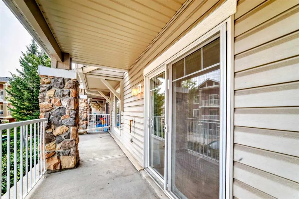 70 Panamount Drive NW, #8106