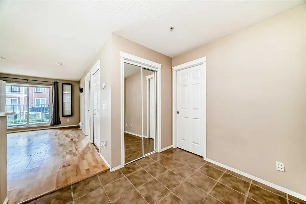 70 Panamount Drive NW, #8106