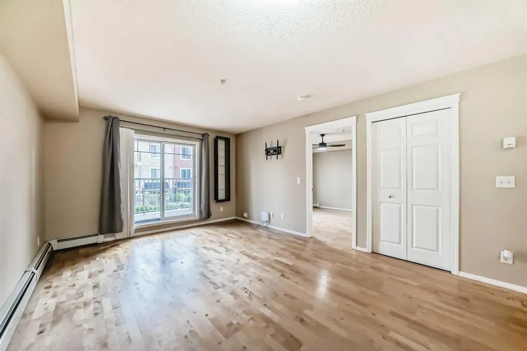70 Panamount Drive NW, #8106