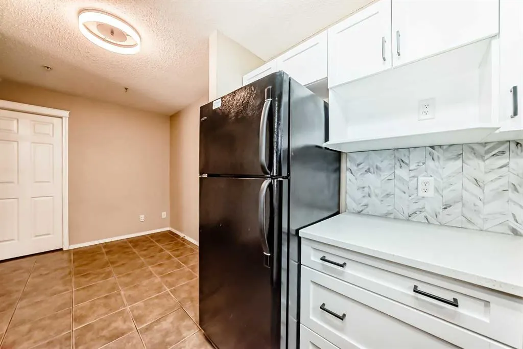 70 Panamount Drive NW, #8106