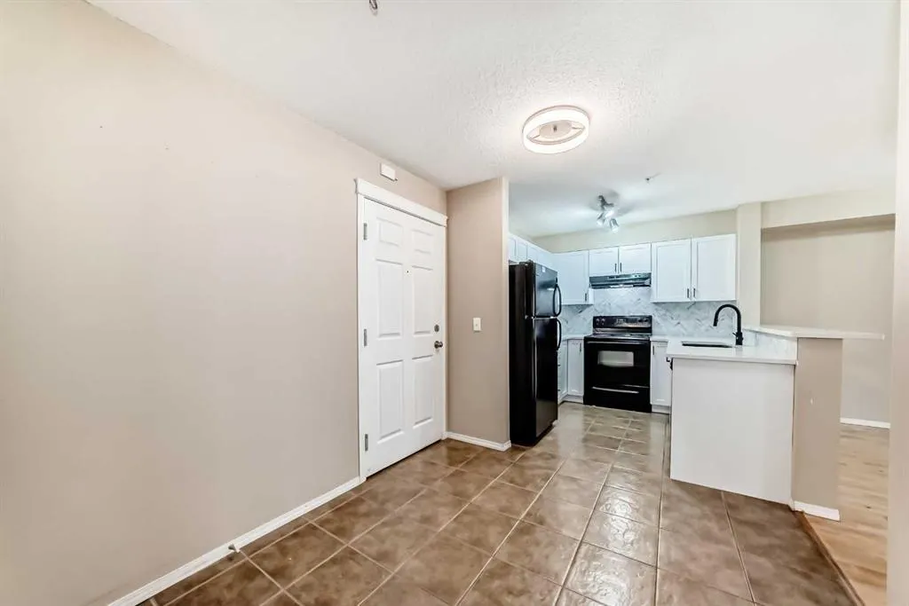70 Panamount Drive NW, #8106