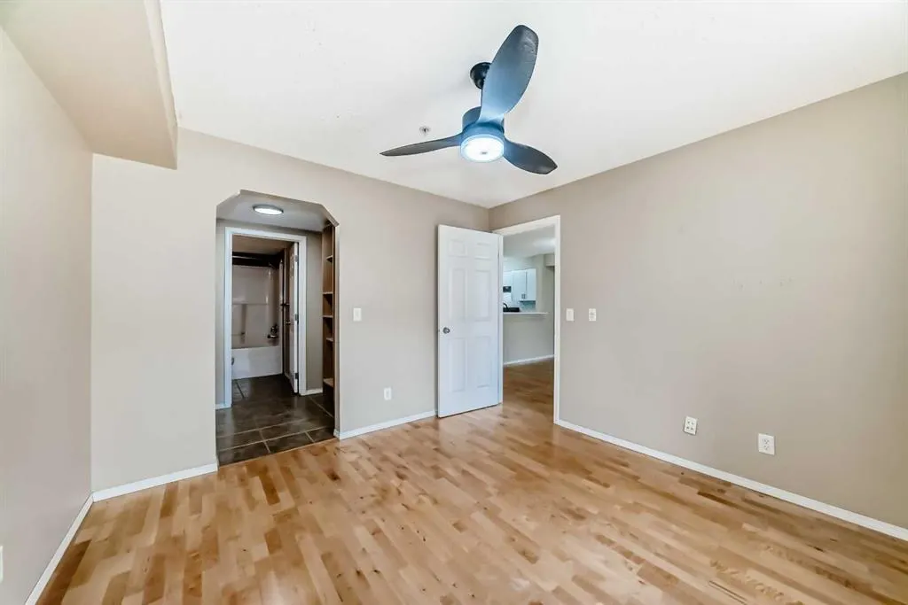 70 Panamount Drive NW, #8106
