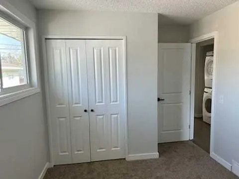 4112 Maryvale Drive NE