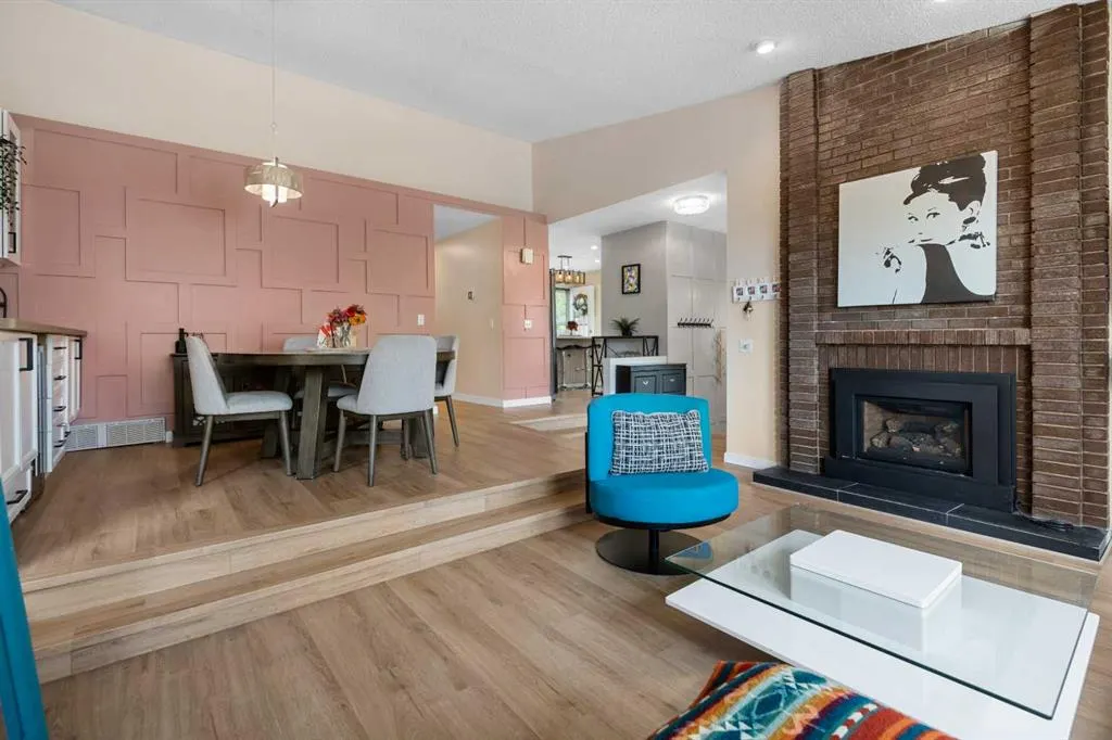 212 Woodbine Boulevard SW