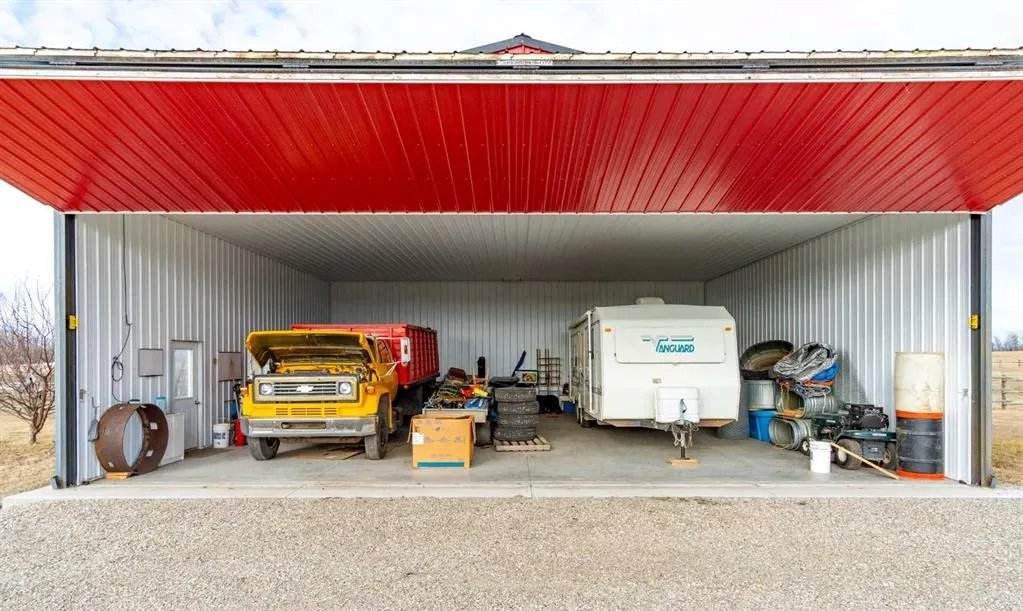 34126 Range Road 2-0