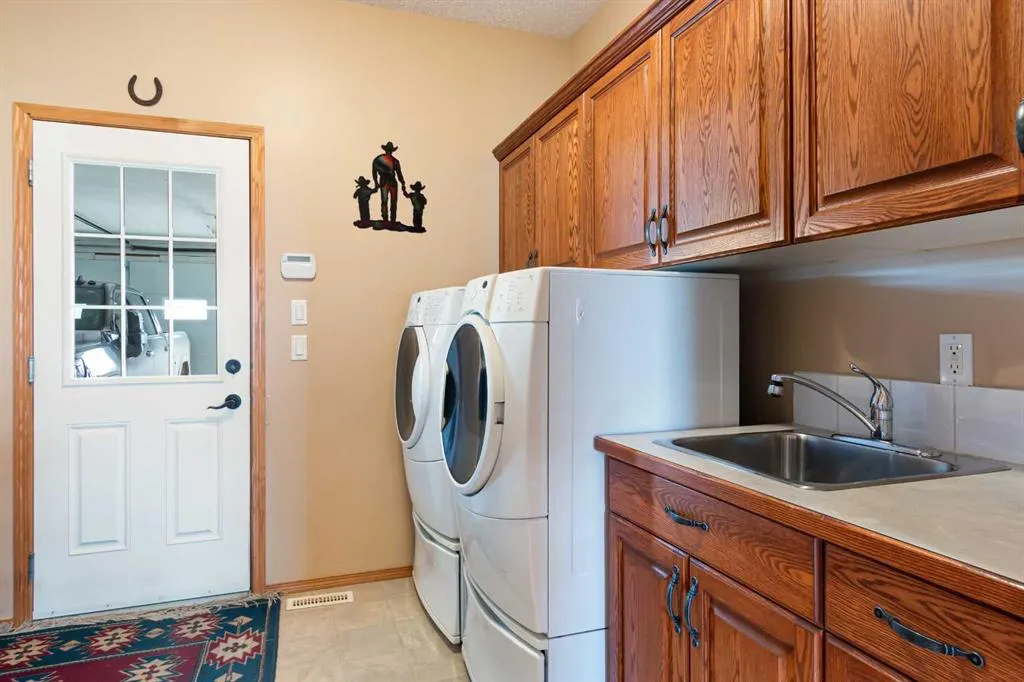 34126 Range Road 2-0