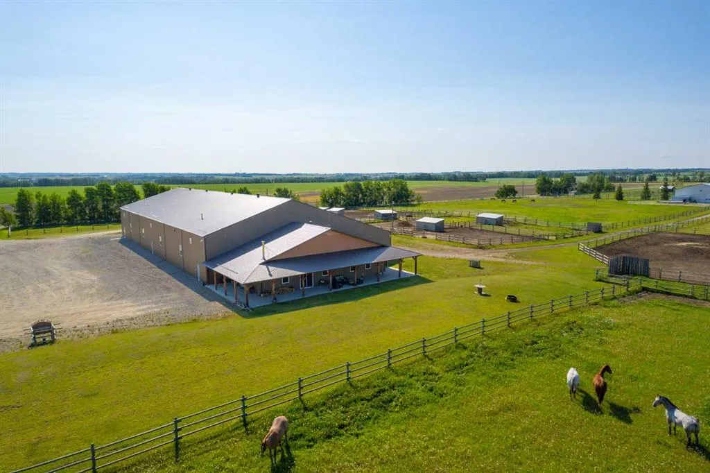 34126 Range Road 2-0