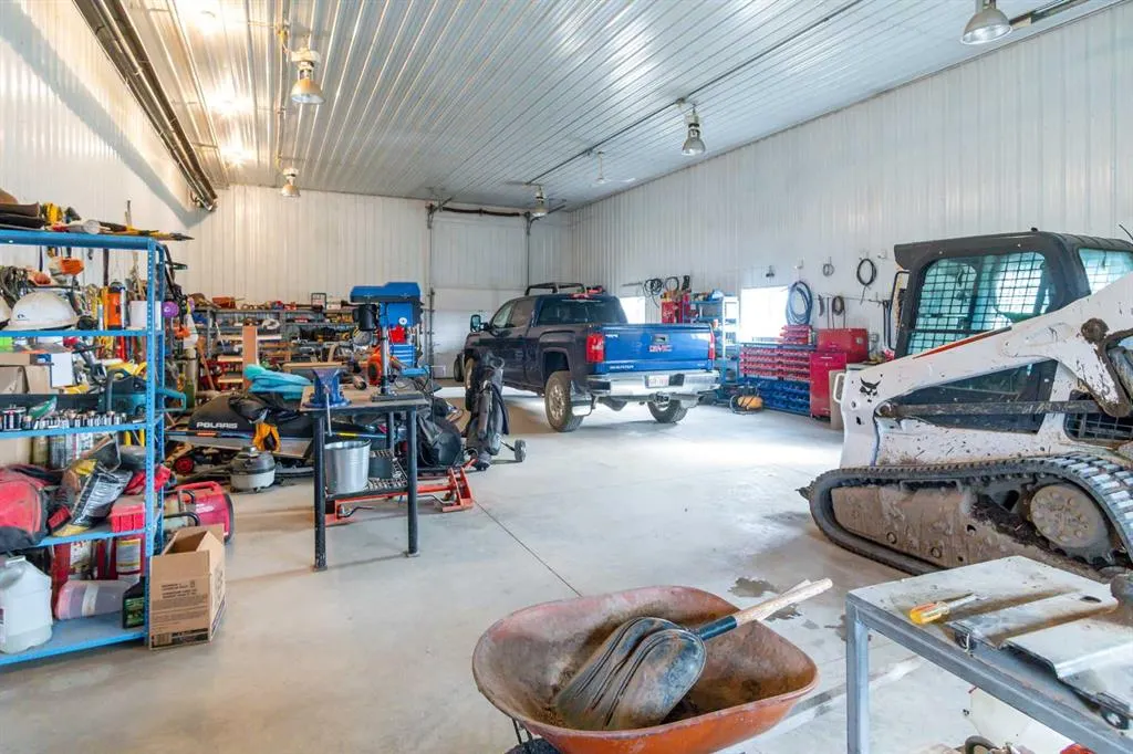 34126 Range Road 2-0