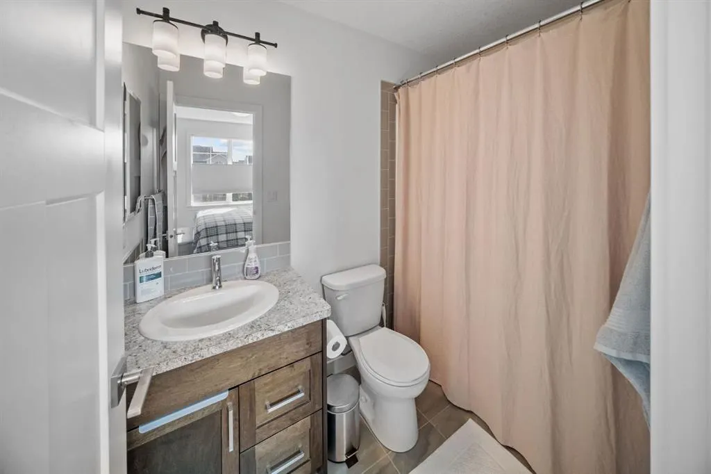 139 Evanscrest Gardens NW