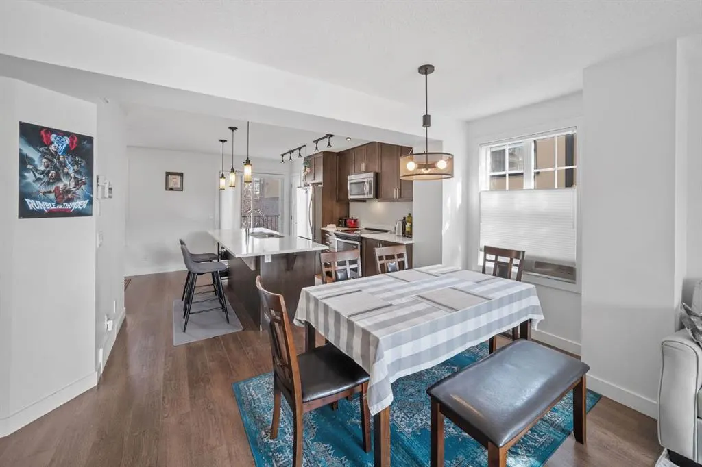 139 Evanscrest Gardens NW