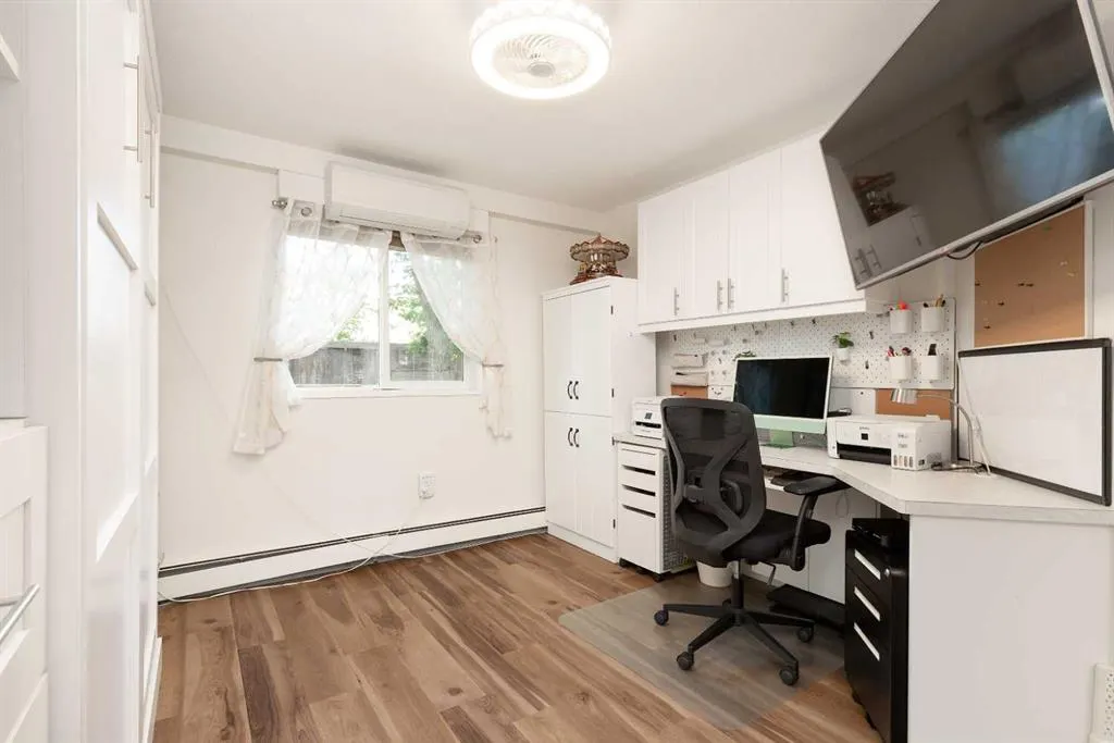 485 Red Crow Boulevard W, #108