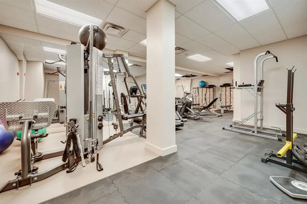 429 14 Street NW, #501