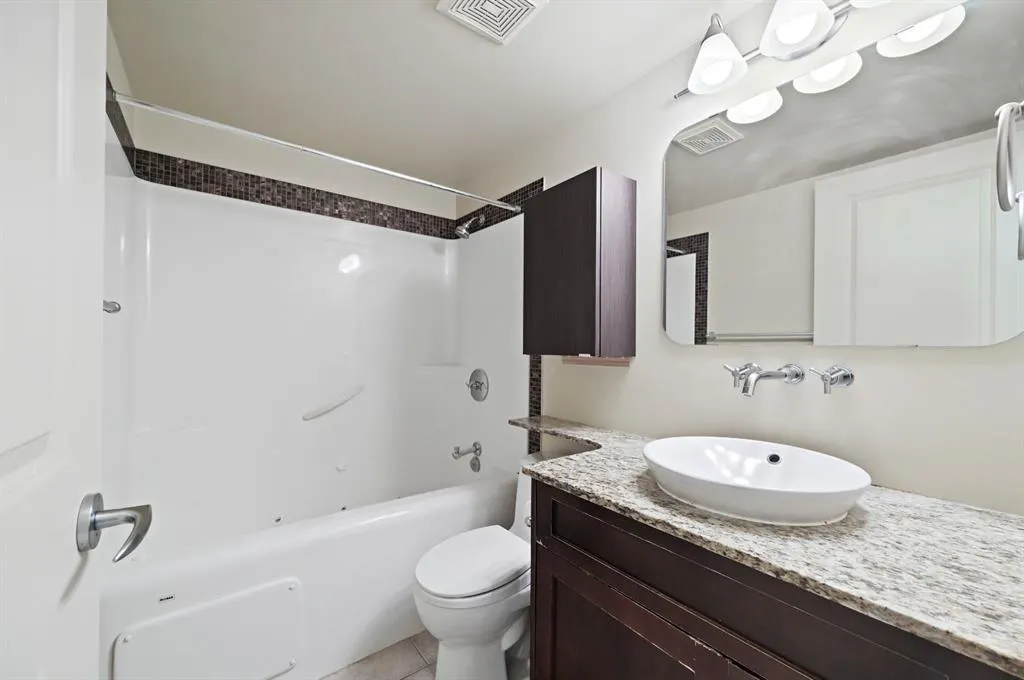 429 14 Street NW, #501